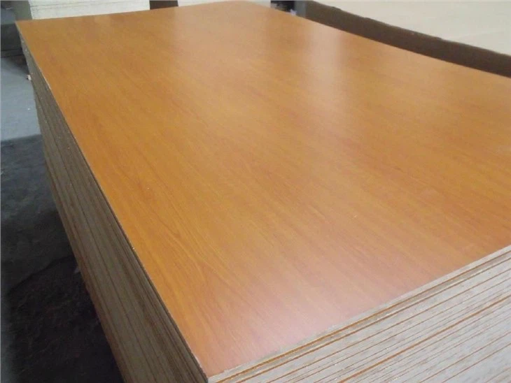 Obojestranski melaminsko laminiran MDF